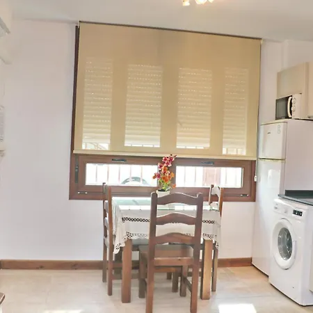 Estudio En El Centro De Conil Apartman